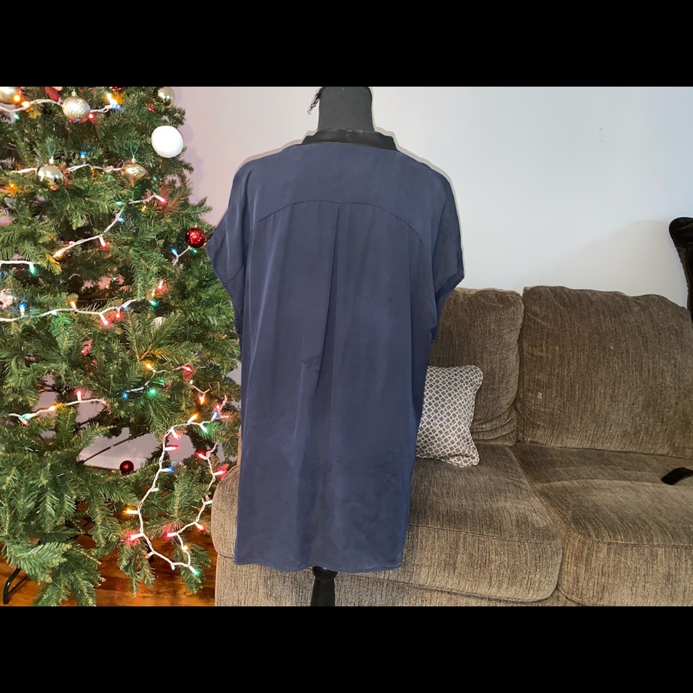 Vince. Silky Suede Top - Picture 3 of 5